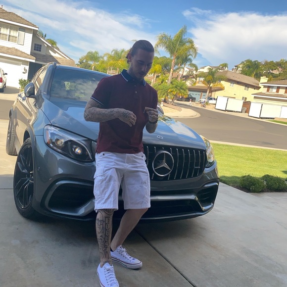 Meet your Posher, Tyler - Picture 1 of 11